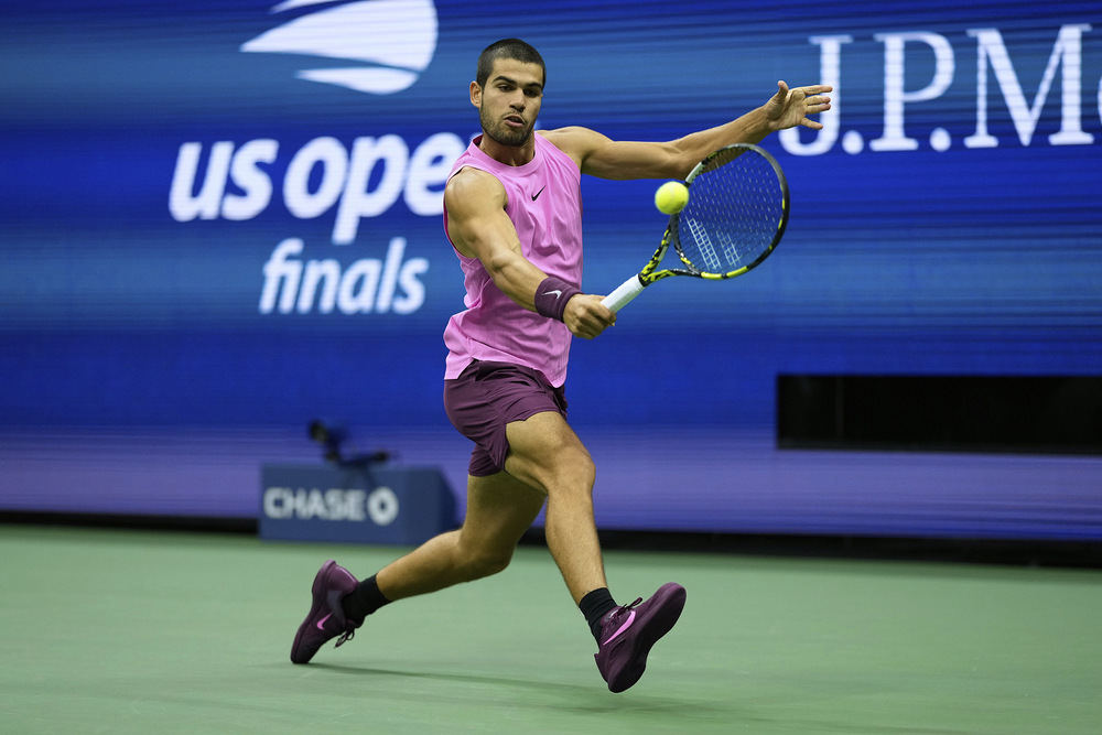 而奋力拼搏 而奋力拼搏