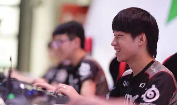 轮关注焦点 轮关注焦点